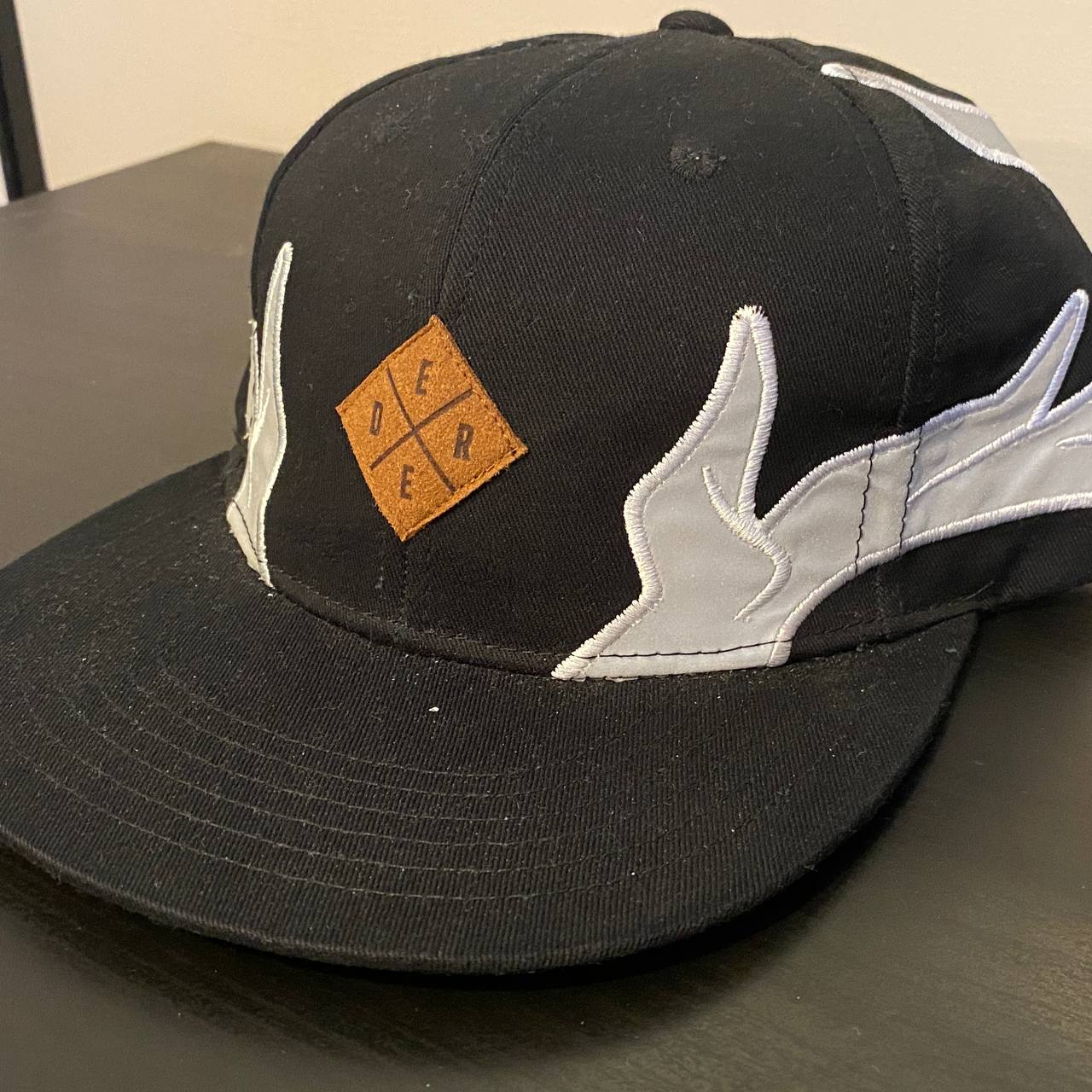 V-ART: SAMPLE HATS