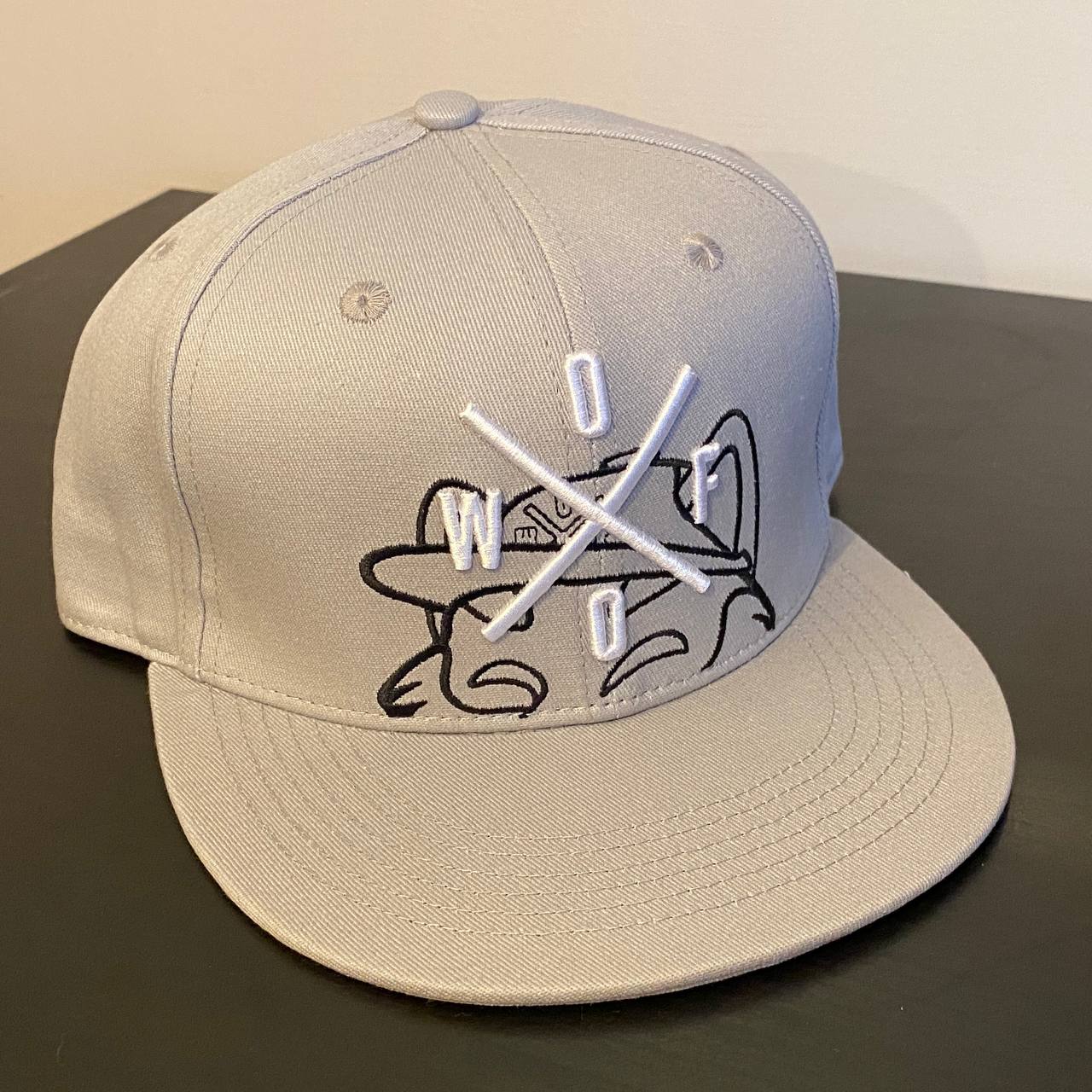 V-ART: SAMPLE HATS