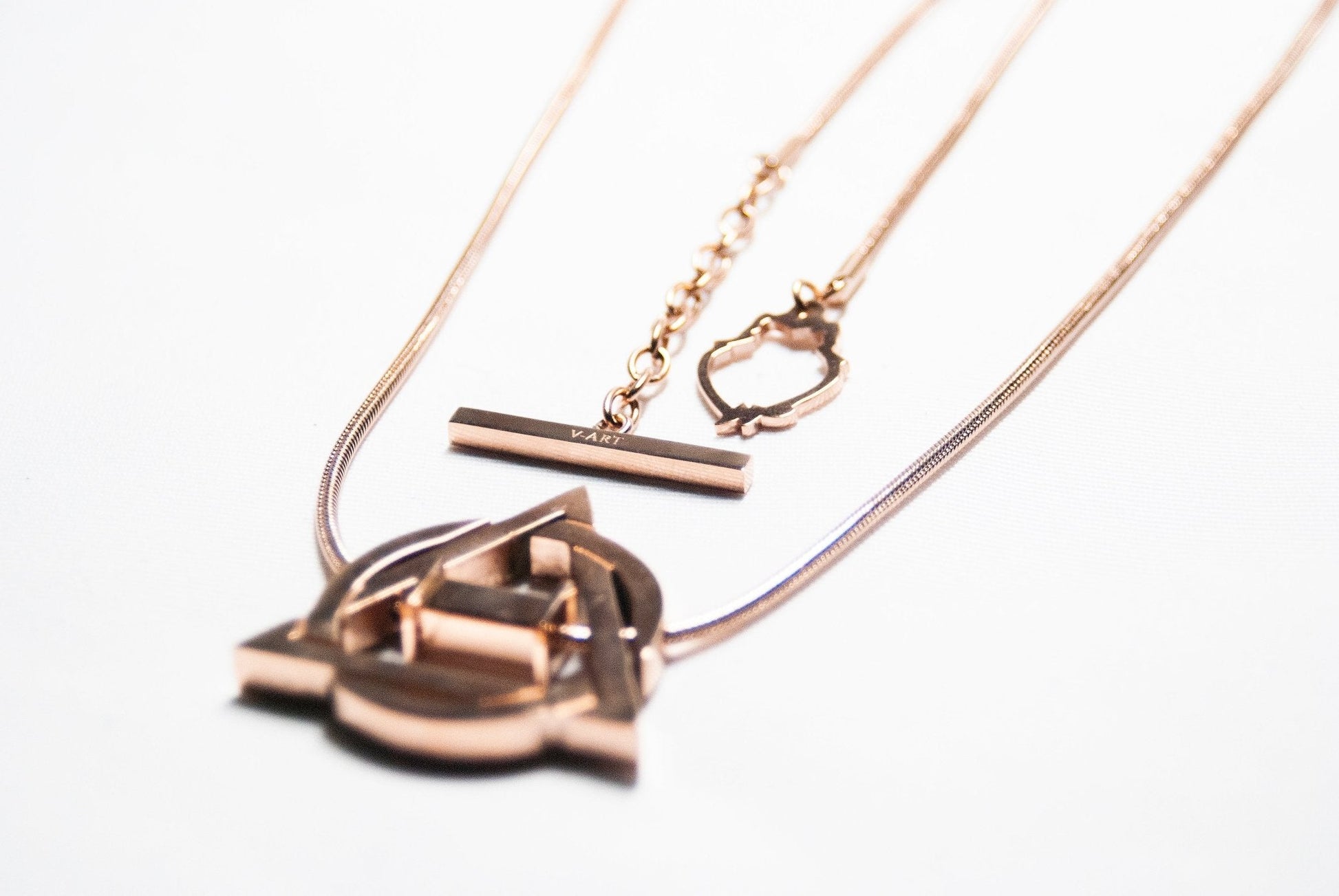 Therian Necklace: Rose Gold Jewellery